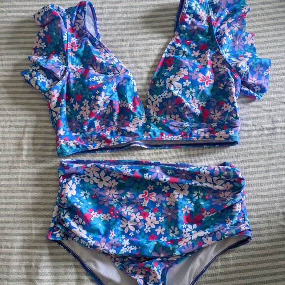 NWT Blue and Pink Floral Bikini L - Picture 1 of 3